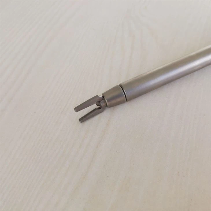 Laparoscopic Surgical Autoclavable High Quality Endoscopic Titanium Clip Applicator